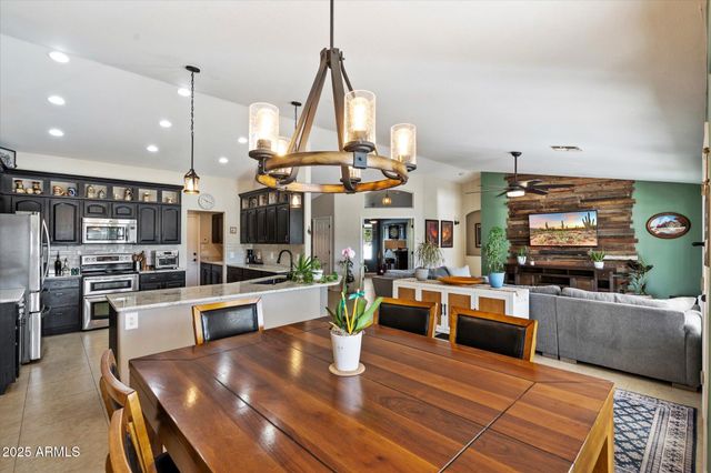 18145 E VENCINO Street, Gilbert, AZ 85298