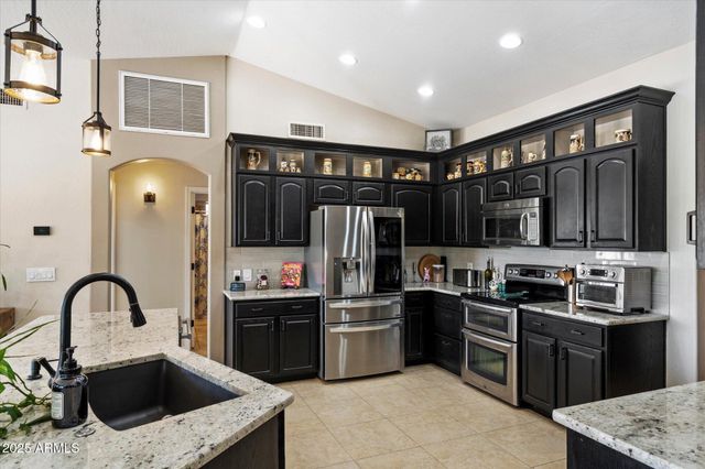 18145 E VENCINO Street, Gilbert, AZ 85298