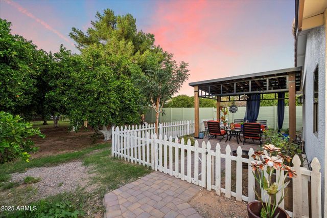 18145 E VENCINO Street, Gilbert, AZ 85298