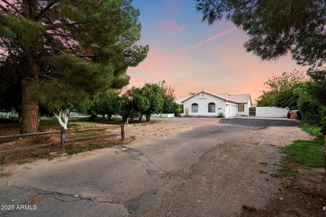 18145 E VENCINO Street, Gilbert, AZ 85298