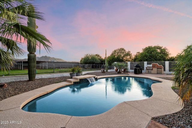 18145 E VENCINO Street, Gilbert, AZ 85298