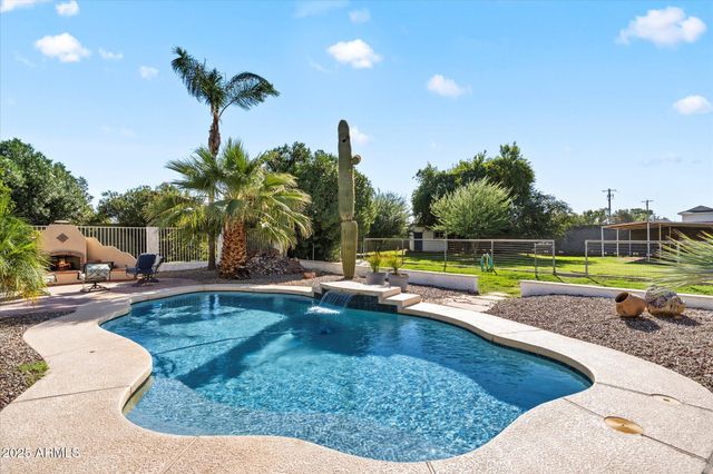 18145 E VENCINO Street, Gilbert, AZ 85298