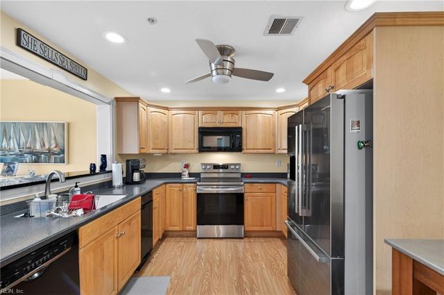 2140 Vista Cir Apt 202, Virginia Beach, VA 23451