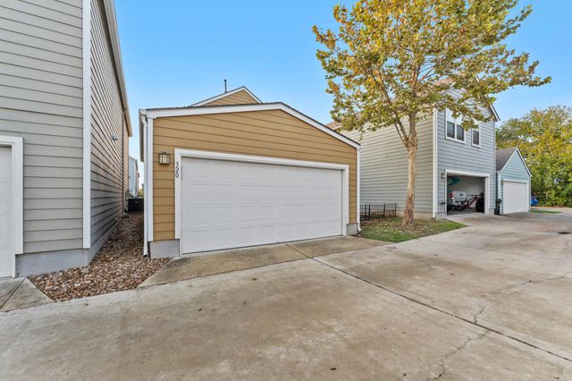 320 Trestle Tree 32, San Marcos, TX 78666