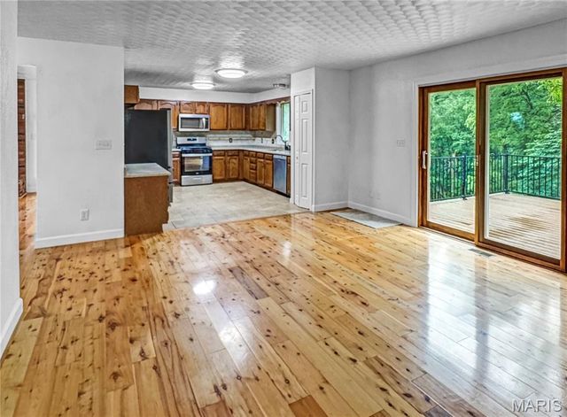 4600 Hilltop Drive, Washington, MO 63090