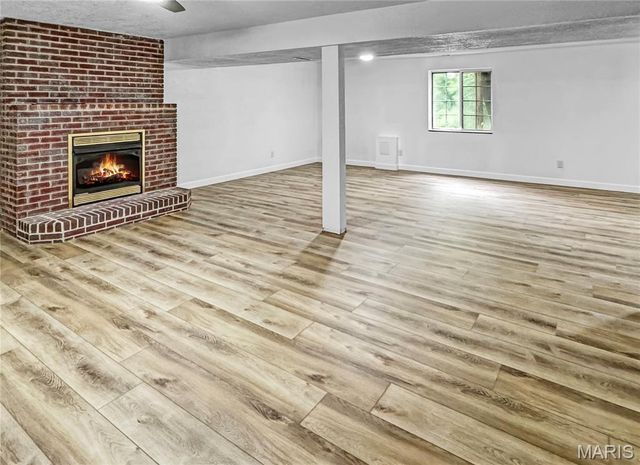 4600 Hilltop Drive, Washington, MO 63090