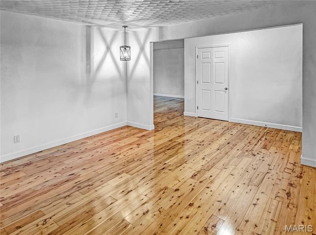 4600 Hilltop Drive, Washington, MO 63090