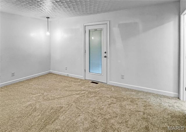 4600 Hilltop Drive, Washington, MO 63090