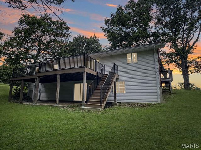 4600 Hilltop Drive, Washington, MO 63090