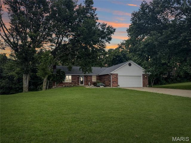 4600 Hilltop Drive, Washington, MO 63090