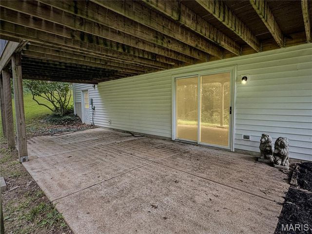4600 Hilltop Drive, Washington, MO 63090