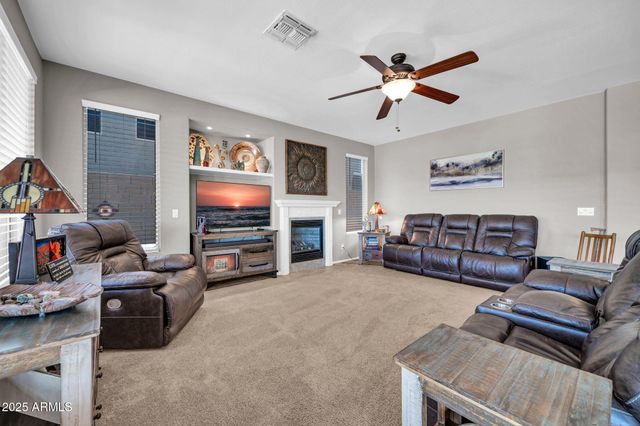 40924 N CROCKETT Trail, Anthem, AZ 85086