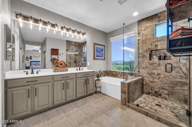 40924 N CROCKETT Trail, Anthem, AZ 85086