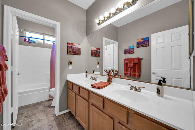 40924 N CROCKETT Trail, Anthem, AZ 85086