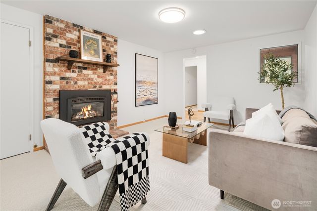 5311 136th Place SW, Edmonds, WA 98026