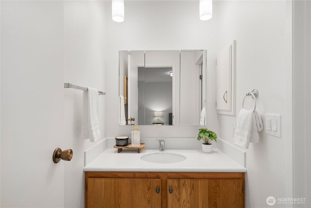 5311 136th Place SW, Edmonds, WA 98026