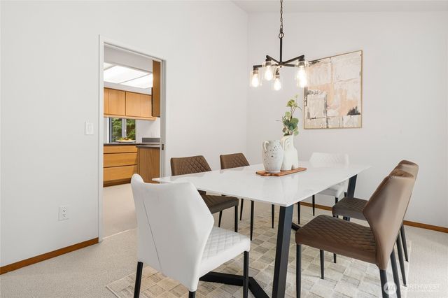 5311 136th Place SW, Edmonds, WA 98026