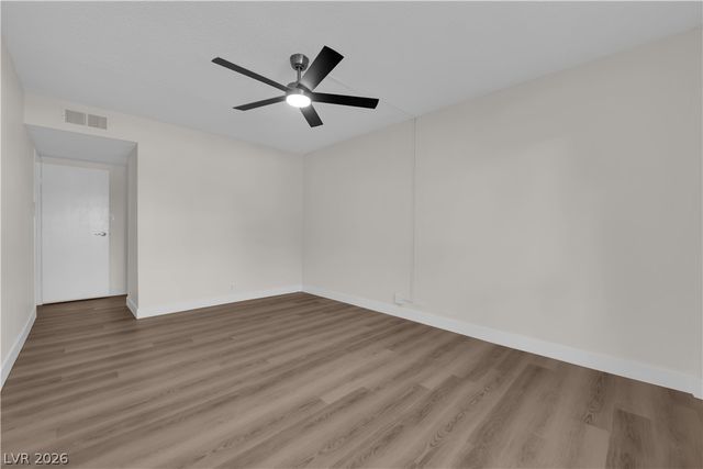 750 South Royal Crest Circle 316, Las Vegas, NV 89169