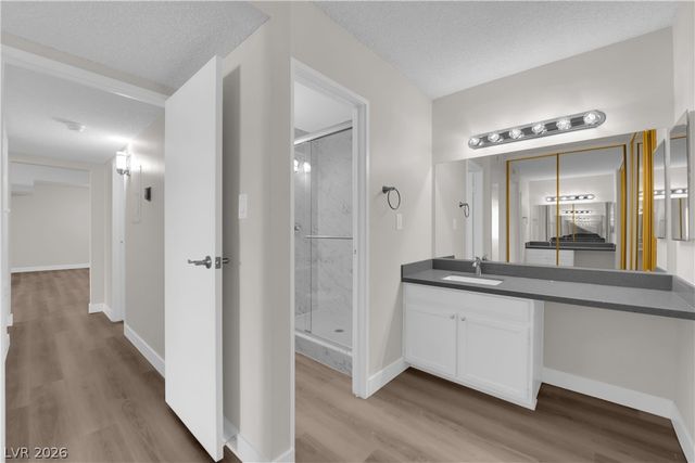 750 South Royal Crest Circle 316, Las Vegas, NV 89169