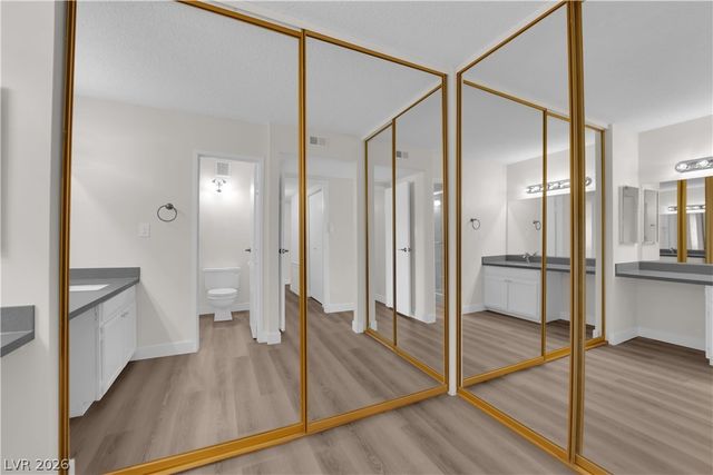 750 South Royal Crest Circle 316, Las Vegas, NV 89169