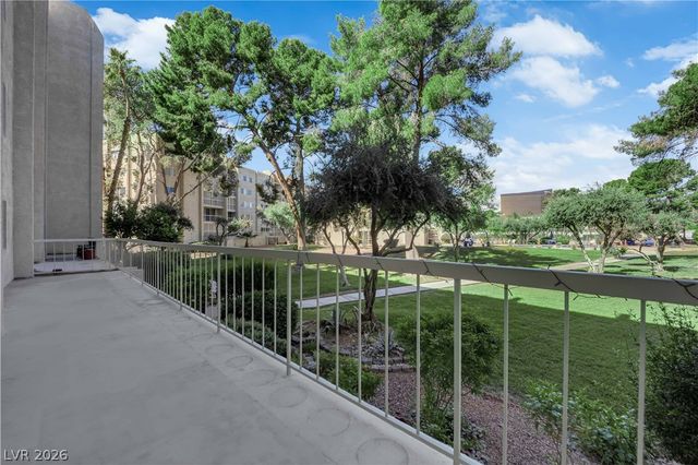 750 South Royal Crest Circle 316, Las Vegas, NV 89169
