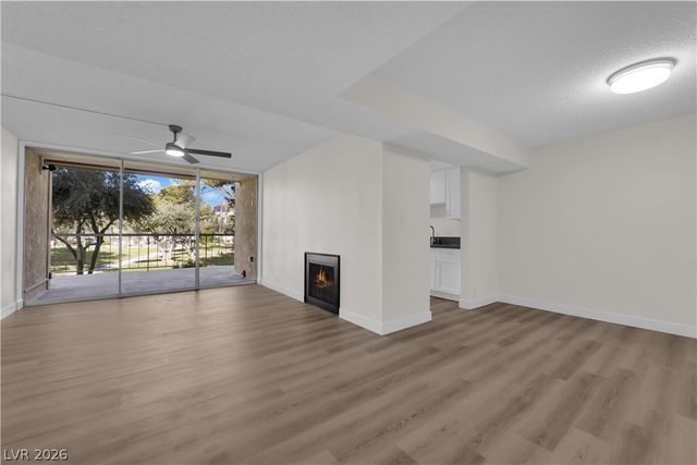 750 South Royal Crest Circle 316, Las Vegas, NV 89169