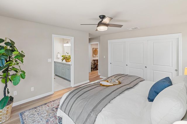 4632 Sunset Dr, Sacramento, CA 95822