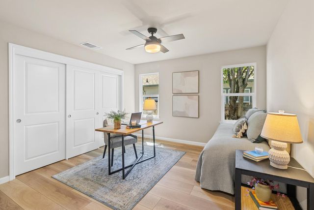 4632 Sunset Dr, Sacramento, CA 95822