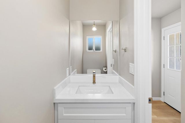 4632 Sunset Dr, Sacramento, CA 95822