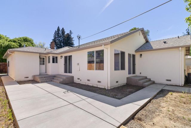 4632 Sunset Dr, Sacramento, CA 95822