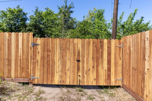 4632 Sunset Dr, Sacramento, CA 95822