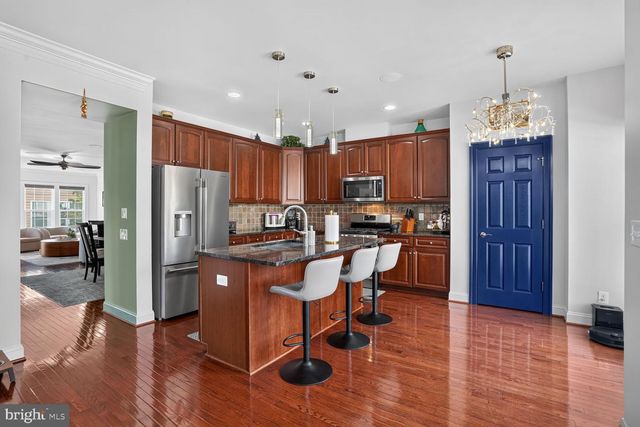 43549 WHITE CAP TER, Chantilly, VA 20152