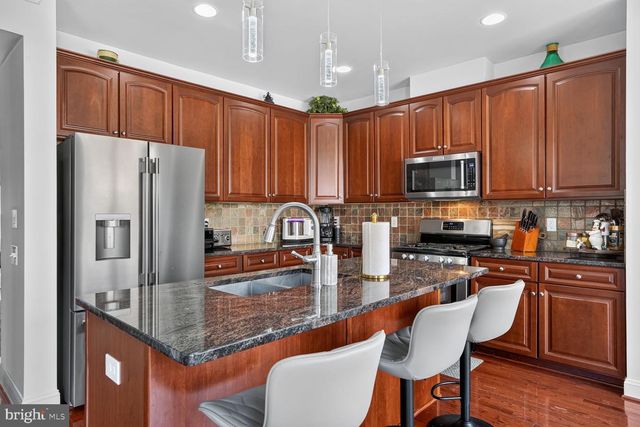 43549 WHITE CAP TER, Chantilly, VA 20152