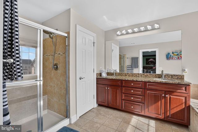 43549 WHITE CAP TER, Chantilly, VA 20152