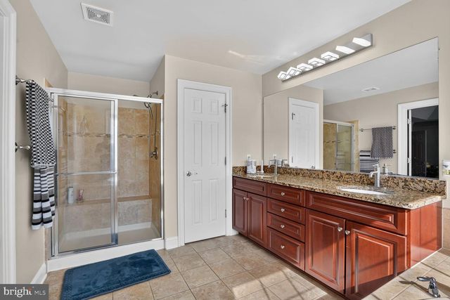 43549 WHITE CAP TER, Chantilly, VA 20152