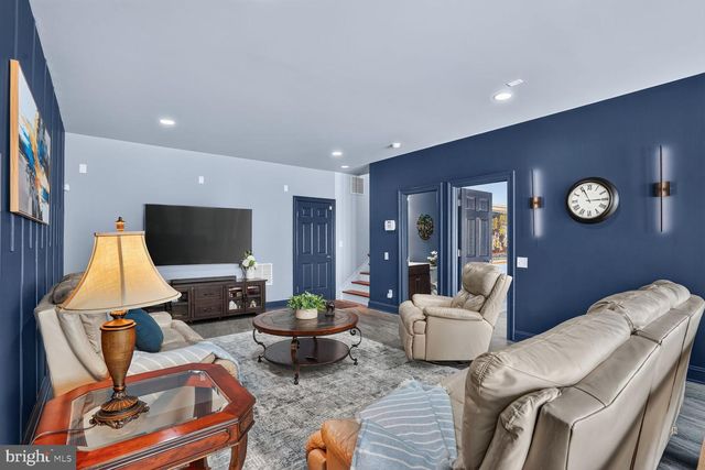 43549 WHITE CAP TER, Chantilly, VA 20152