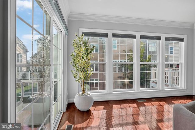 43549 WHITE CAP TER, Chantilly, VA 20152