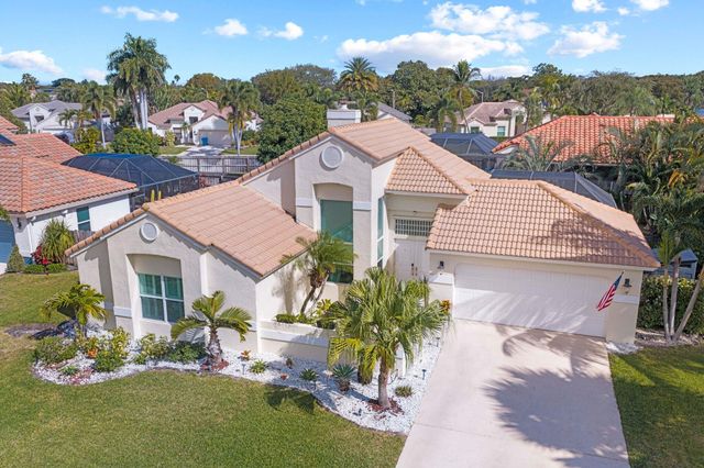 29 Dogwood Circle, Boynton Beach, FL 33436