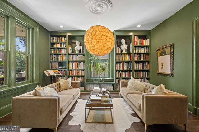 1043 METROPOLITAN Parkway SW, Atlanta, GA 30310