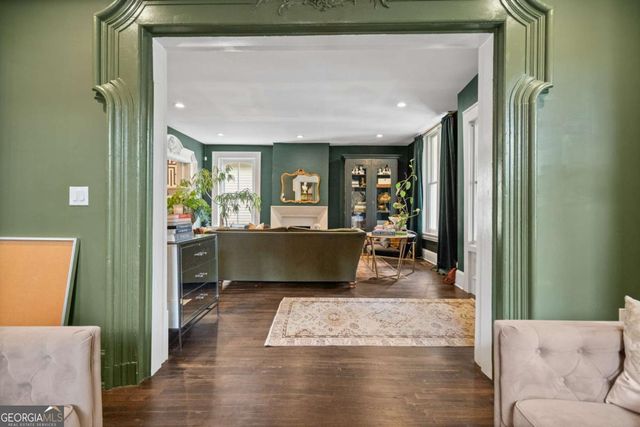 1043 METROPOLITAN Parkway SW, Atlanta, GA 30310