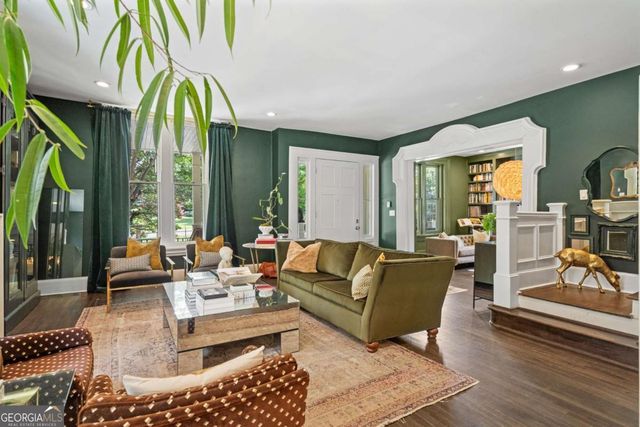 1043 METROPOLITAN Parkway SW, Atlanta, GA 30310