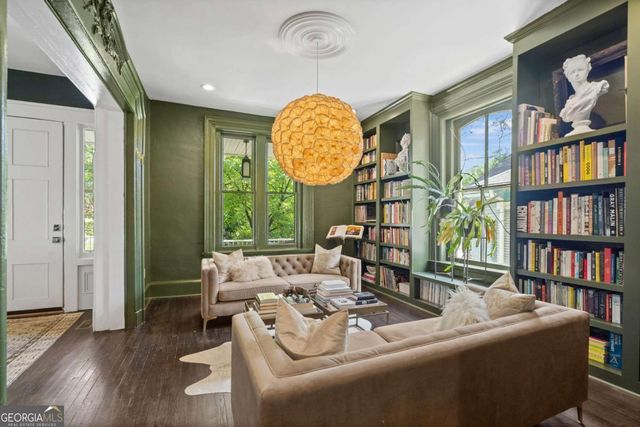 1043 METROPOLITAN Parkway SW, Atlanta, GA 30310