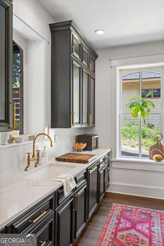 1043 METROPOLITAN Parkway SW, Atlanta, GA 30310