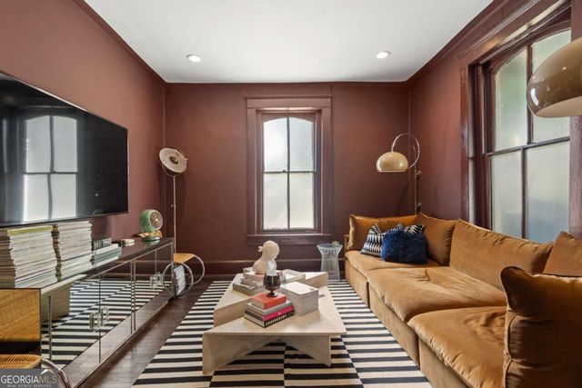 1043 METROPOLITAN Parkway SW, Atlanta, GA 30310