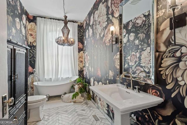 1043 METROPOLITAN Parkway SW, Atlanta, GA 30310