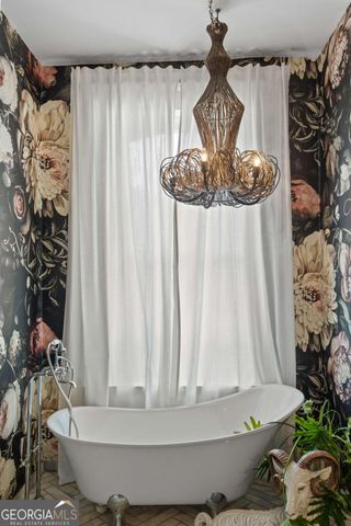 1043 METROPOLITAN Parkway SW, Atlanta, GA 30310