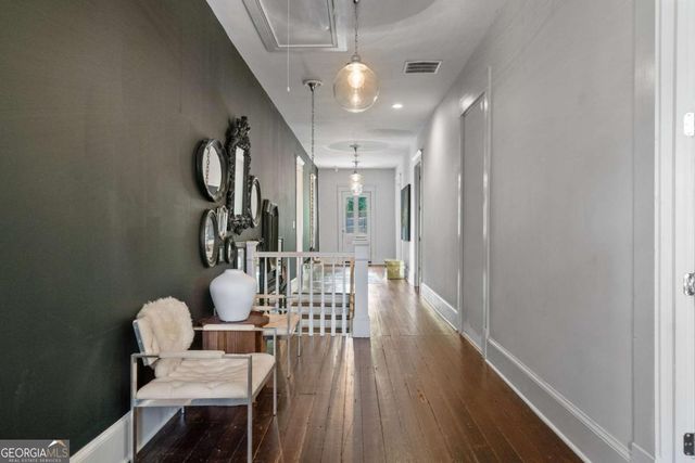 1043 METROPOLITAN Parkway SW, Atlanta, GA 30310