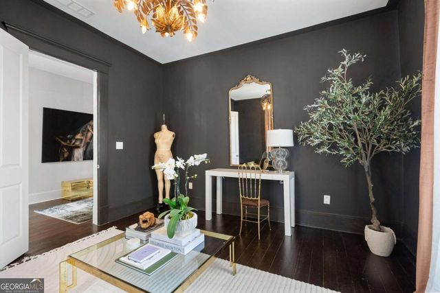 1043 METROPOLITAN Parkway SW, Atlanta, GA 30310