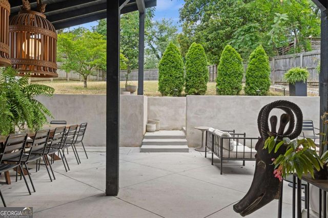 1043 METROPOLITAN Parkway SW, Atlanta, GA 30310