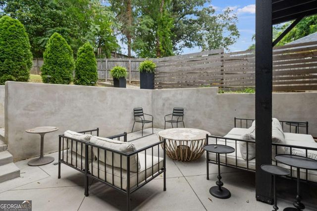 1043 METROPOLITAN Parkway SW, Atlanta, GA 30310